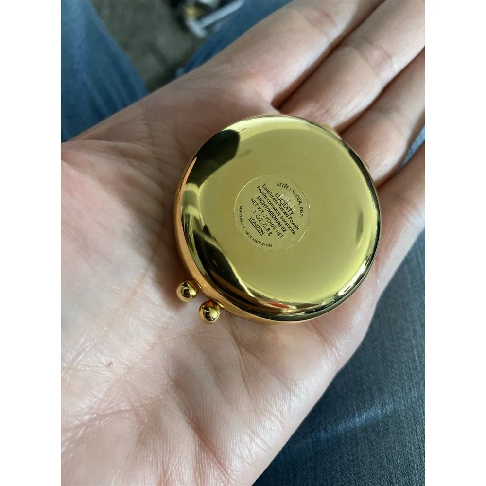Estee Lauder Lucidity 02 Light Medium Translucent Pressed Powder Mini Compact .1